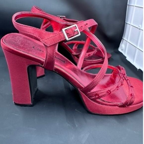 "UNLISTED" Strappy, Red, Chunky Heel, Bead Accents,Size 8,Dark Romance,Y2K,Dance - Picture 5 of 16